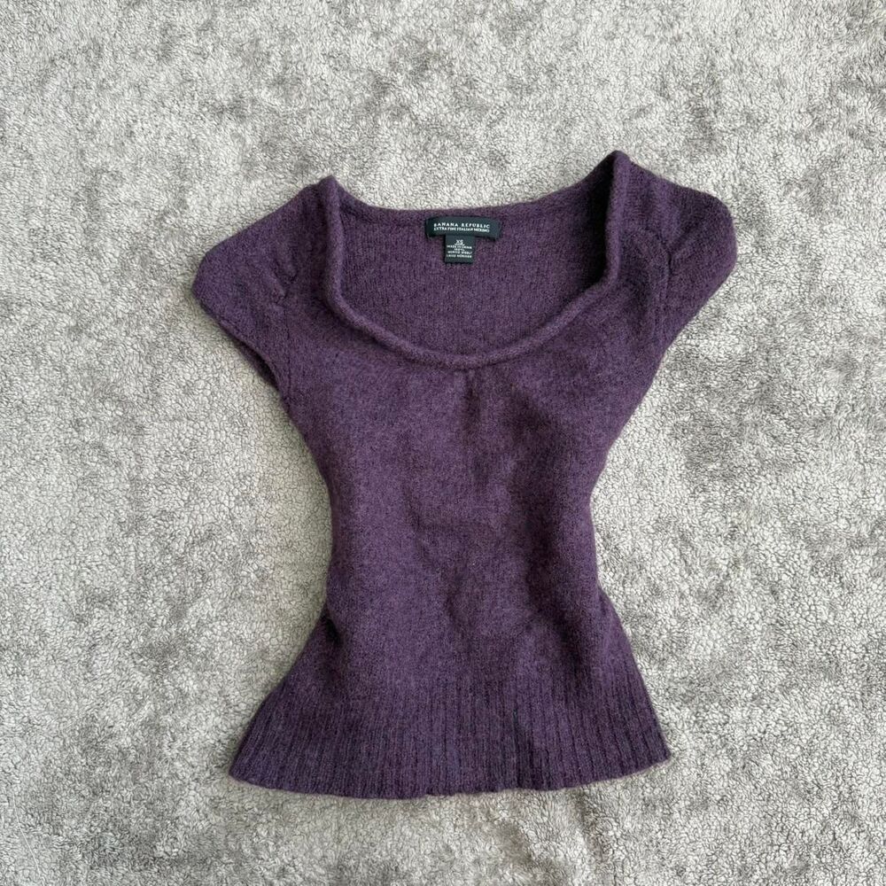 Banana republic Wool Purple knit top